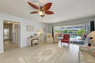 3040 Tyrone Ln, Sarasota, FL 34239 - Photo 12