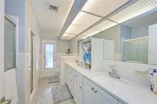 3040 Tyrone Ln, Sarasota, FL 34239 - Photo 28