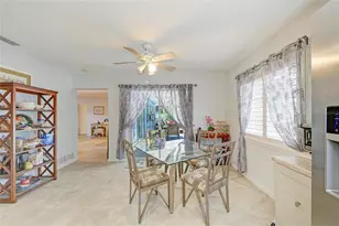 3040 Tyrone Ln, Sarasota, FL 34239 - Photo 18