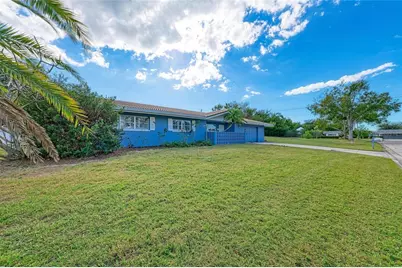 3040 Tyrone Lane, Sarasota, FL 34239 - Photo 8