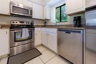 5685 Ashton Lakes Dr, Sarasota, FL 34231 - Photo 14