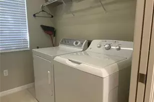 3880 82nd Ave Cir E, Sarasota, FL 34243 - Photo 28