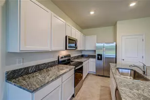 17436 Crescent Moon Loop, Bradenton, FL 34211 - Photo 6