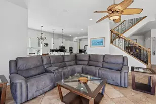 6627 38th Ln E, Sarasota, FL 34243 - Photo 12