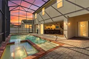 6627 38th Ln E, Sarasota, FL 34243 - Photo 2