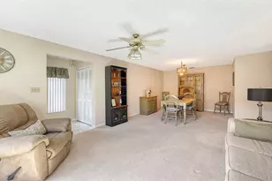 4207 Bowling Green Cir, Sarasota, FL 34233 - Photo 6