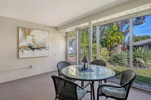 4207 Bowling Green Cir, Sarasota, FL 34233 - Photo 18