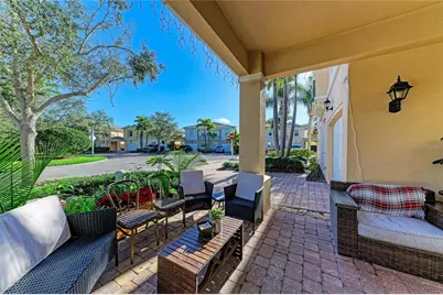 7924 Farina Court, Sarasota, FL 34238 - Photo 8