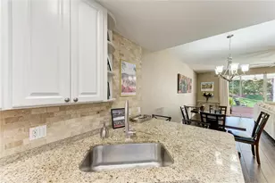 7924 Farina Ct, Sarasota, FL 34238 - Photo 26