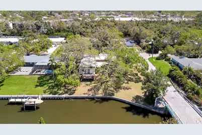 3428 Mineola Drive, Sarasota, FL 34239 - Photo 26