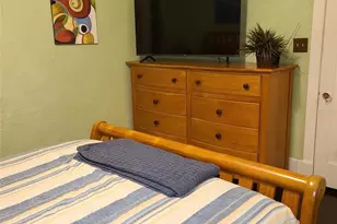 322 Buena Vista Ave, Sarasota, FL 34243 - Photo 12