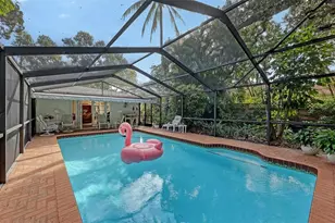 1672 Shoreland Dr, Sarasota, FL 34239 - Photo 30