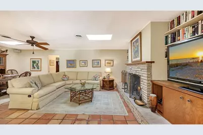 1672 Shoreland Drive, Sarasota, FL 34239 - Photo 14