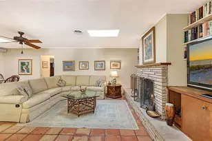 1672 Shoreland Dr, Sarasota, FL 34239 - Photo 14