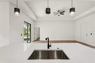 2813 Sally Ln, North Port, FL 34286 - Photo 18