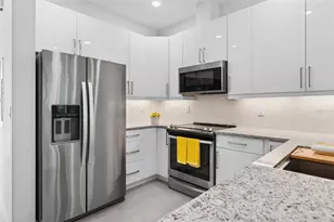 1774 10th St, Sarasota, FL 34236 - Photo 6