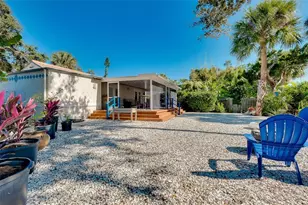 223 Palmetto Rd W, Nokomis, FL 34275 - Photo 64