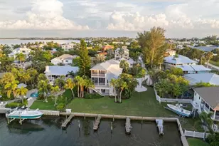 504 59th St, Holmes Beach, FL 34217 - Photo 32