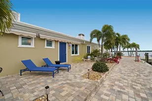 106 Twin Shores Blvd, Longboat Key, FL 34228 - Photo 2