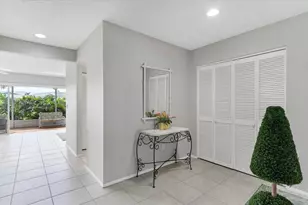 7401 7th Ave W, Bradenton, FL 34209 - Photo 8