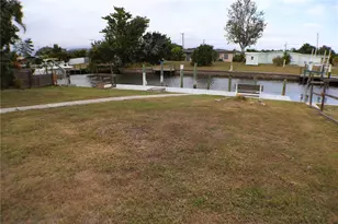 731 Conreid Dr NE, Port Charlotte, FL 33952 - Photo 18