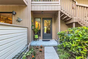 1657 Brookhouse Cir, Sarasota, FL 34231 - Photo 2