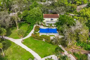 1657 Brookhouse Cir, Sarasota, FL 34231 - Photo 44