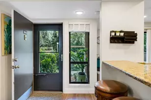 1657 Brookhouse Cir, Sarasota, FL 34231 - Photo 10