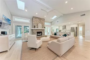 3906 Prairie Dunes Dr, Sarasota, FL 34238 - Photo 10