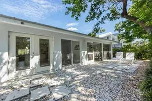 413 Poinsettia Rd, Anna Maria, FL 34216 - Photo 26