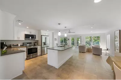 413 Poinsettia Road, Anna Maria, FL 34216 - Photo 8