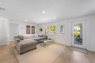 413 Poinsettia Rd, Anna Maria, FL 34216 - Photo 6