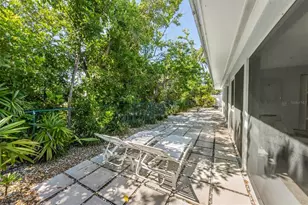 413 Poinsettia Rd, Anna Maria, FL 34216 - Photo 40