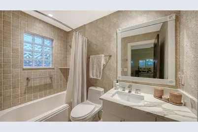 3598 Fair Oaks Lane, Longboat Key, FL 34228 - Photo 26