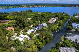 1214 Sea Plume Way, Sarasota, FL 34242 - Photo 4