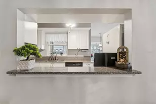 2911 74th St W, Bradenton, FL 34209 - Photo 8