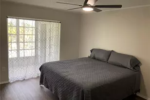 3774 Lake Bayshore Dr, Bradenton, FL 34205 - Photo 8