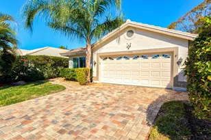 4706 Dundee Dr, Bradenton, FL 34210 - Photo 2