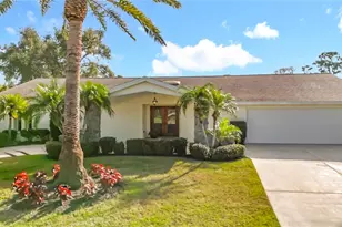 3870 Torrey Pines Blvd, Sarasota, FL 34238 - Photo 2