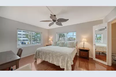 800 Benjamin Franklin Drive #202, Sarasota, FL 34236 - Photo 18