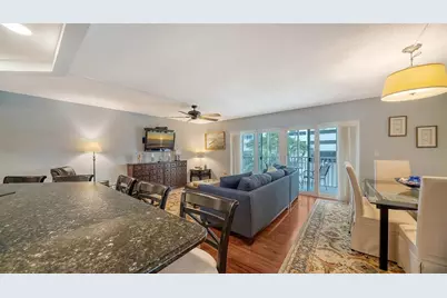 800 Benjamin Franklin Drive #202, Sarasota, FL 34236 - Photo 12