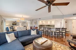 800 Benjamin Franklin Dr, Sarasota, FL 34236 - Photo 6