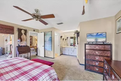 4101 Center Gate Boulevard #1, Sarasota, FL 34233 - Photo 18