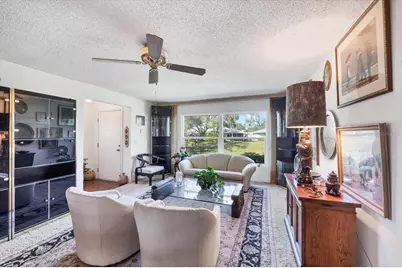 4101 Center Gate Boulevard #1, Sarasota, FL 34233 - Photo 8