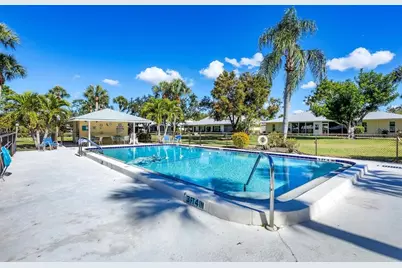 4101 Center Gate Boulevard #1, Sarasota, FL 34233 - Photo 40