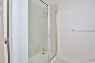 19108 Lappacio St, Venice, FL 34293 - Photo 18