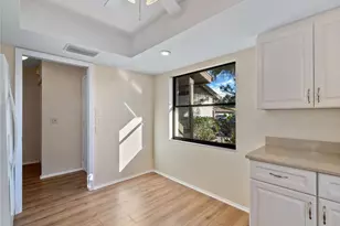 365 Oak Hill Way, Sarasota, FL 34232 - Photo 6