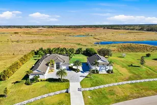 3467 Compound Ct, Sarasota, FL 34240 - Photo 12