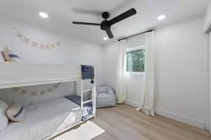 414 79th St, Holmes Beach, FL 34217 - Photo 28