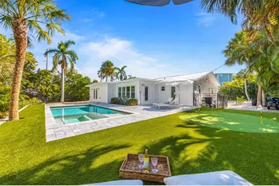 414 79th Street, Holmes Beach, FL 34217 - Photo 1